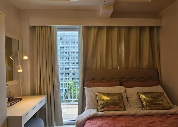 Cozy 1br Balcony Pool View With Wifi & Netflix Near Moa And Naia Airport Aparthotel Manila